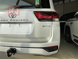 تۆیۆتا لاند کروزەر